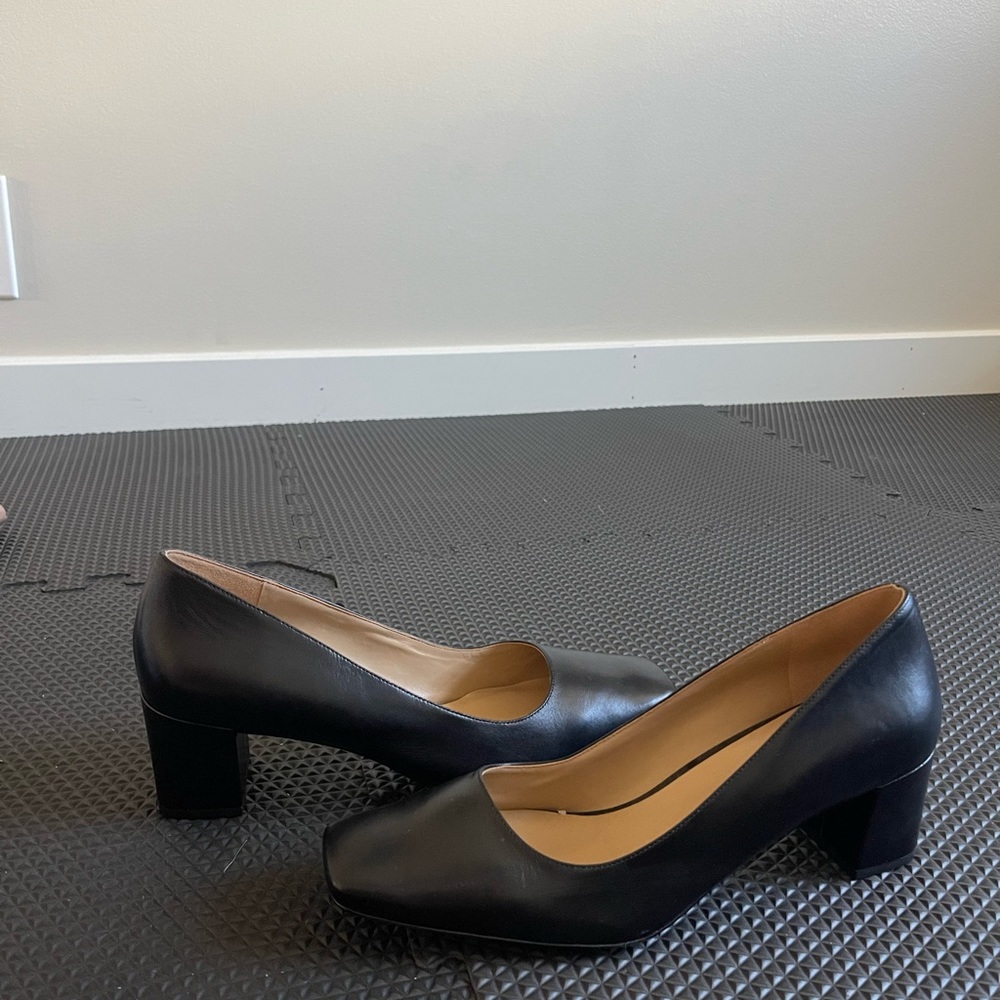 Naturalizer Warner Square Toe Pump